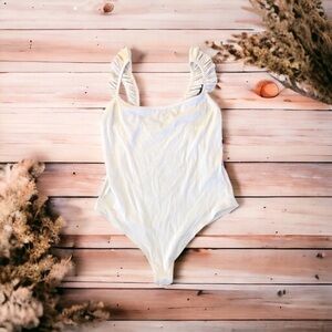 Zara Ribbed Bodysuit L Ruffled Straps Snap Crotch White Summer Wardrobe Staple